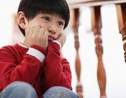 trẻ tự kỷ và những nỗi sợ
